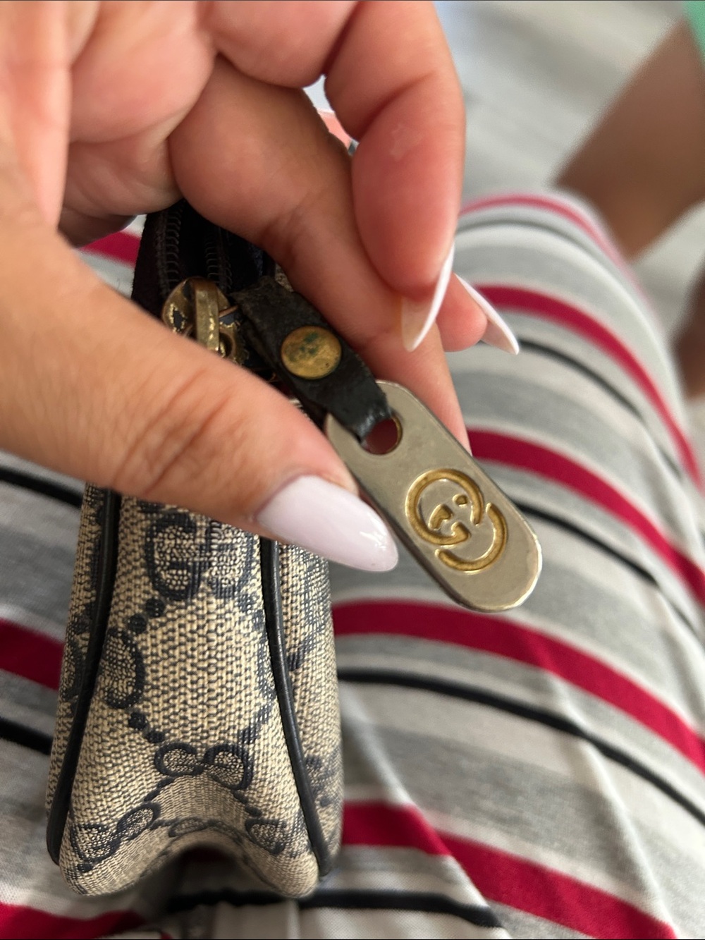 Authentic Gucci GG Supreme Beige Crossbody with Dark Blue Vintage and Rare - Picture 5 of 16